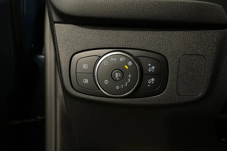 Ford Focus din 2023 cu 68.147 km - oferta FOR226445 - foto 19