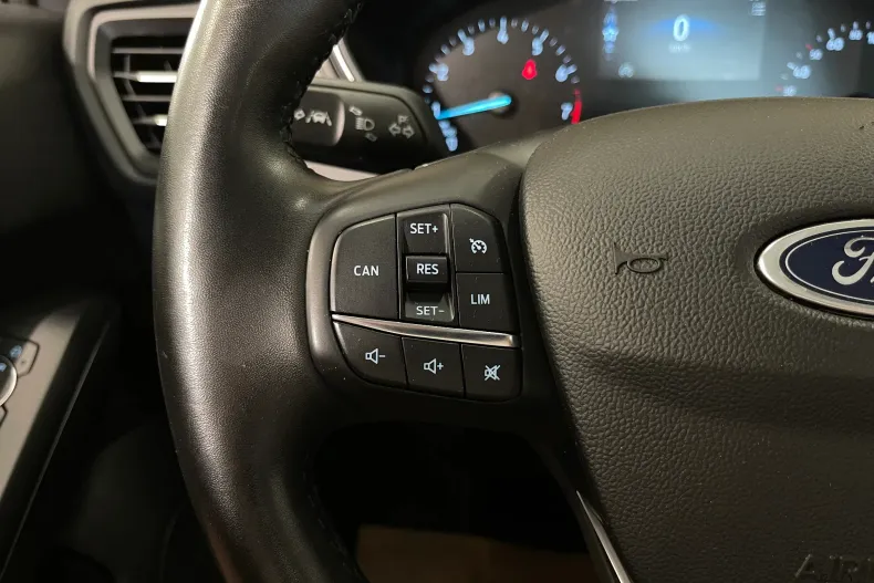 Ford Focus din 2023 cu 68.147 km - oferta FOR226445 - foto 20