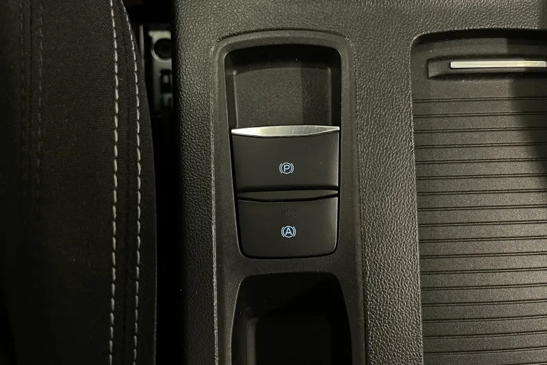 Ford Focus din 2023 cu 68.147 km - oferta FOR226445 - foto 22