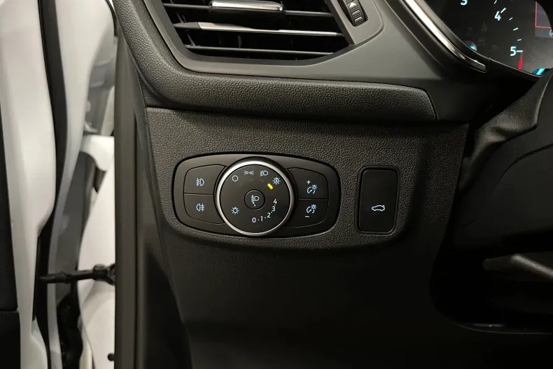 Ford Focus din 2021 cu 125.142 km - oferta FOR226447 - foto 24
