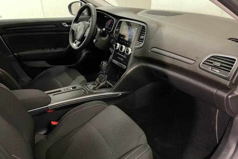 Renault Megane din 2023 cu 19.771 km - oferta REN226448 - foto 10