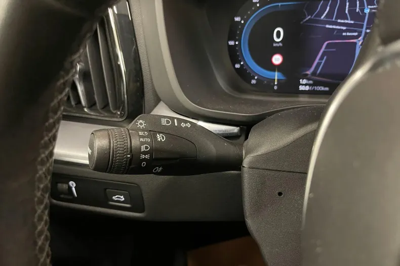 Volvo XC60 din 2021 cu 136.886 km - oferta VOL226451 - foto 25