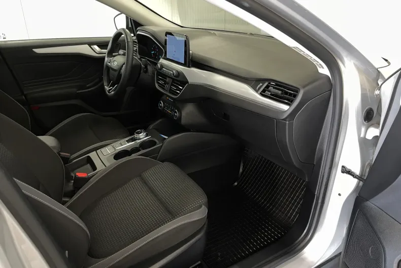 Ford Focus din 2022 cu 105.509 km - oferta FOR226453 - foto 9