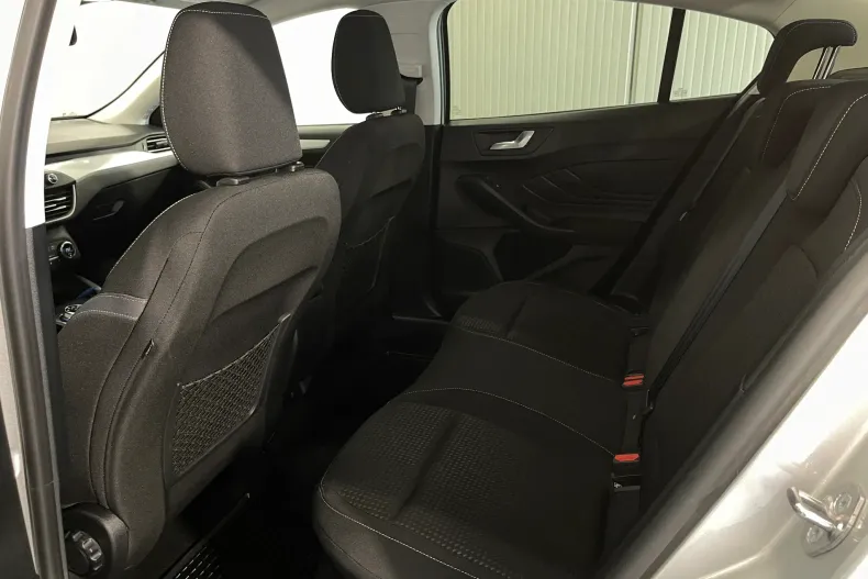 Ford Focus din 2022 cu 105.509 km - oferta FOR226453 - foto 11