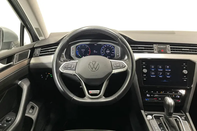 Volkswagen Passat din 2022 cu 116.256 km - oferta VOL226457 - foto 6