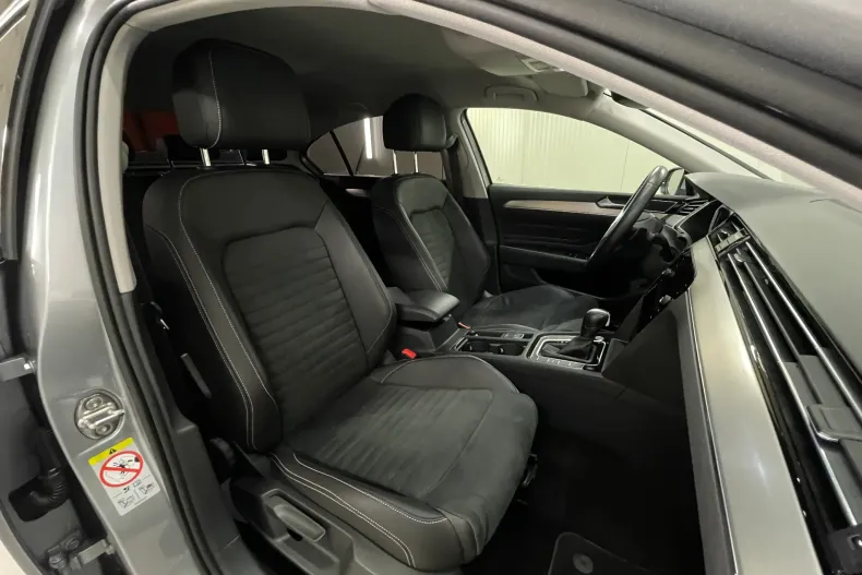Volkswagen Passat din 2022 cu 116.256 km - oferta VOL226457 - foto 10