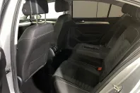Volkswagen Passat din 2022 cu 116.256 km - oferta VOL226457 - foto 11