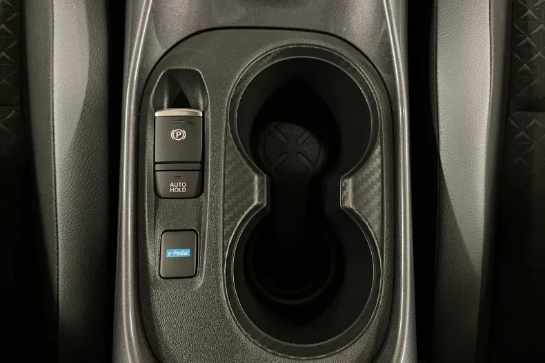 Nissan Juke din 2023 cu 26.568 km - oferta NIS226460 - foto 18