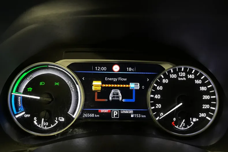 Nissan Juke din 2023 cu 26.568 km - oferta NIS226460 - foto 27