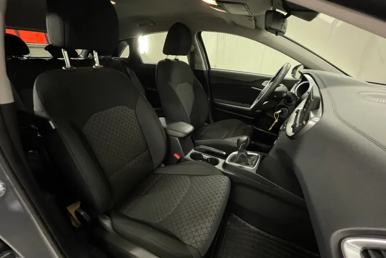 Kia Ceed din 2022 cu 49.473 km - oferta KIA226461 - foto 10
