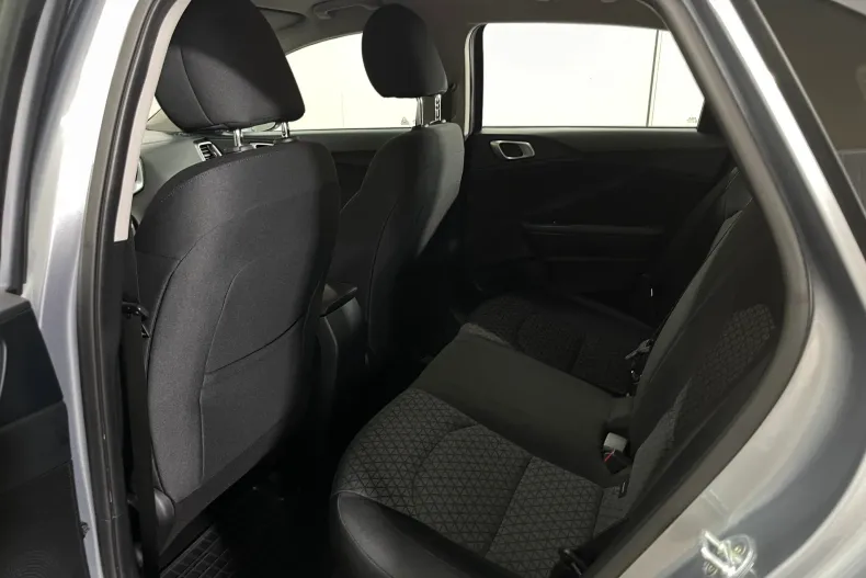 Kia Ceed din 2022 cu 49.473 km - oferta KIA226461 - foto 11