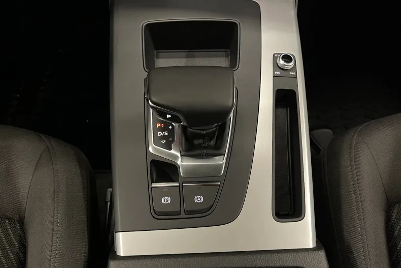 Audi Q5 din 2021 cu 71.670 km - oferta AUD226462 - foto 23