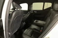 Volvo XC40 din 2020 cu 155.296 km - oferta VOL226463 - foto 11
