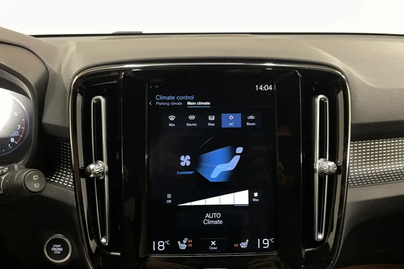Volvo XC40 din 2020 cu 155.296 km - oferta VOL226463 - foto 19