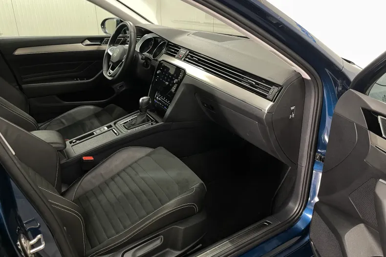 Volkswagen Passat din 2022 cu 175.384 km - oferta VOL226464 - foto 9