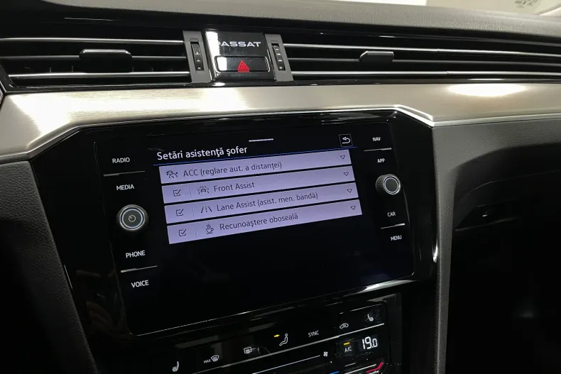Volkswagen Passat din 2022 cu 175.384 km - oferta VOL226464 - foto 14