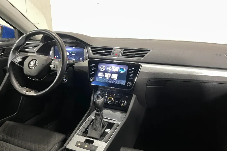 Skoda Superb din 2022 cu 70.483 km - oferta SKO226468 - foto 8