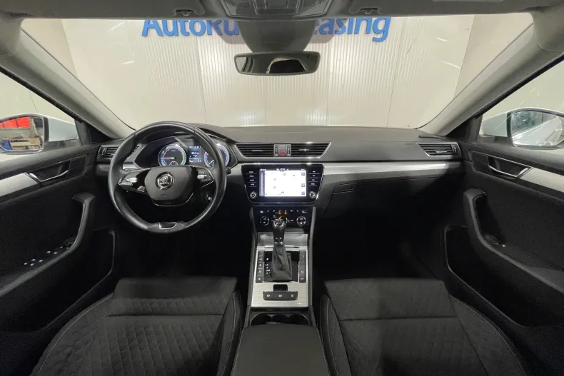 Skoda Superb din 2020 cu 78.097 km - oferta SKO226472 - foto 7