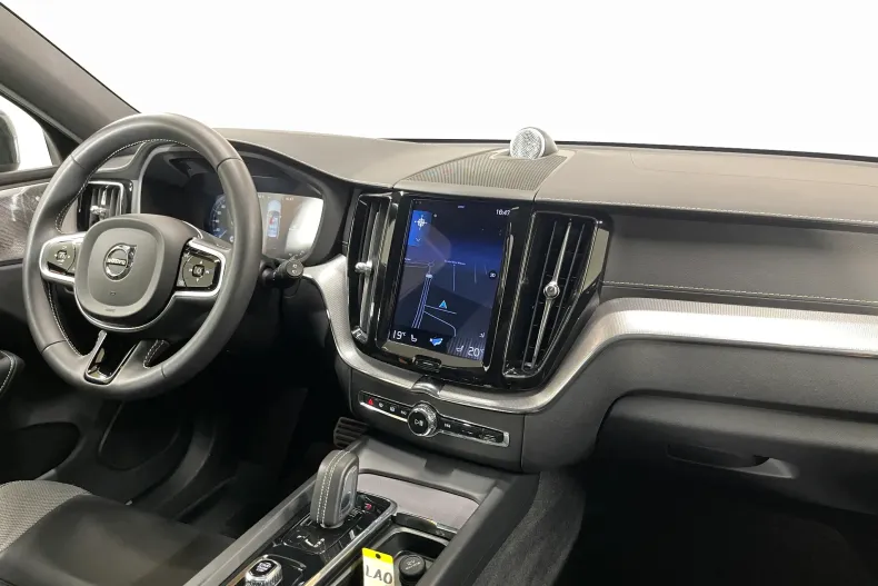 Volvo XC60 din 2021 cu 102.890 km - oferta VOL226474 - foto 9