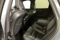 Volvo XC60 din 2022 cu 44.621 km - oferta VOL226475 - foto 11