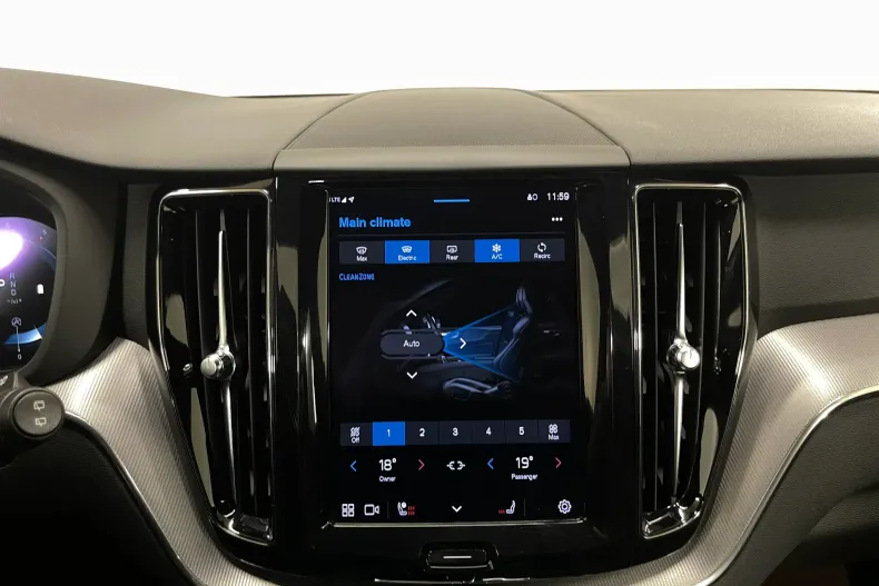 Volvo XC60 din 2022 cu 44.621 km - oferta VOL226475 - foto 14
