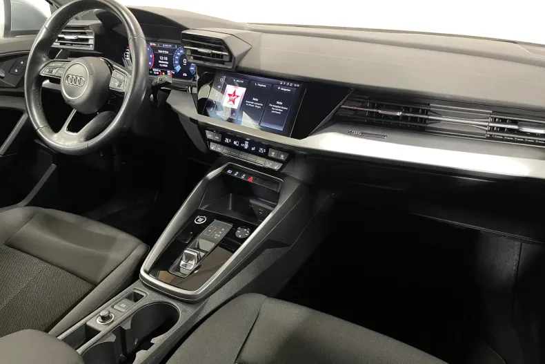 Audi A3 Limuzina din 2022 cu 62.247 km - oferta AUD226477 - foto 8