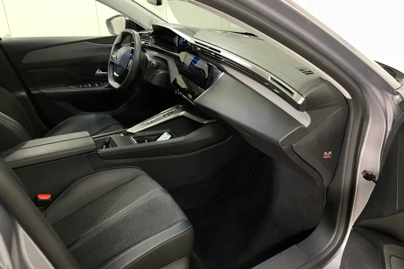 Peugeot 308 din 2023 cu 119.901 km - oferta PEU226480 - foto 9