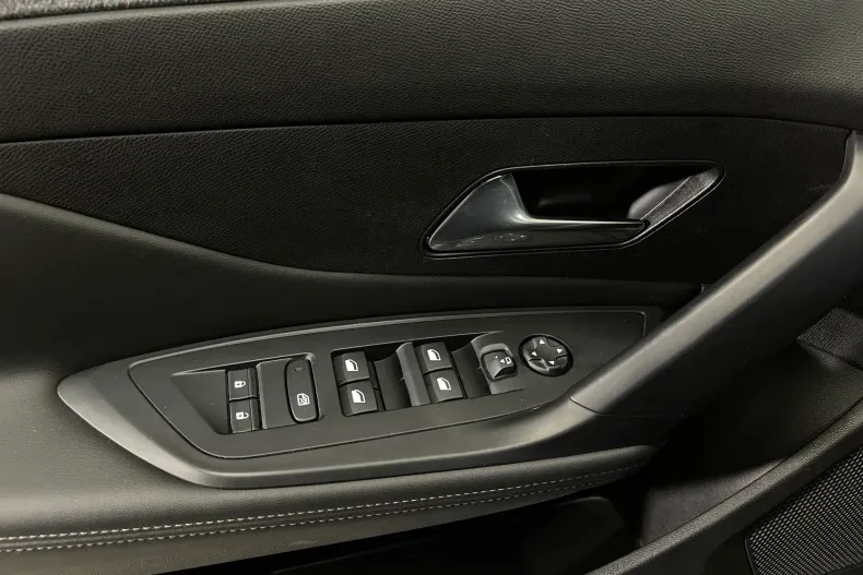 Peugeot 308 din 2023 cu 119.901 km - oferta PEU226480 - foto 23