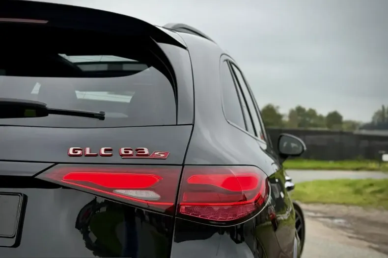 Mercedes-Benz GLC 63 AMG (Clasa GLC) din 2024 cu 27.077 km - oferta MER226487 - foto 15