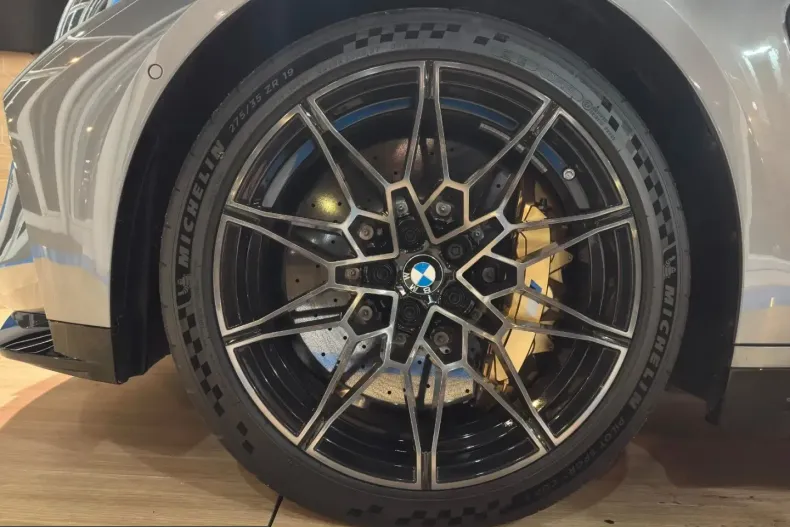BMW M4 (Seria 4) din 2025 cu 6.000 km - oferta BMW226497 - foto 3