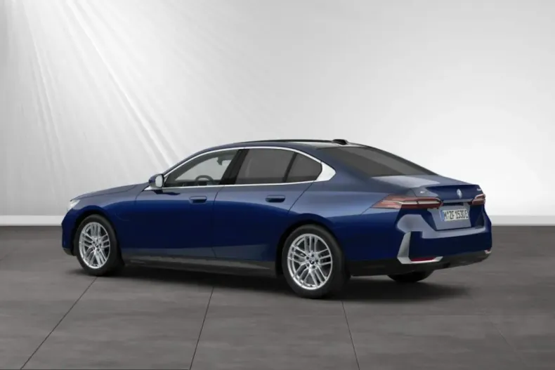BMW 550 (Seria 5) din 2025 cu 18.900 km - oferta BMW226499 - foto 8