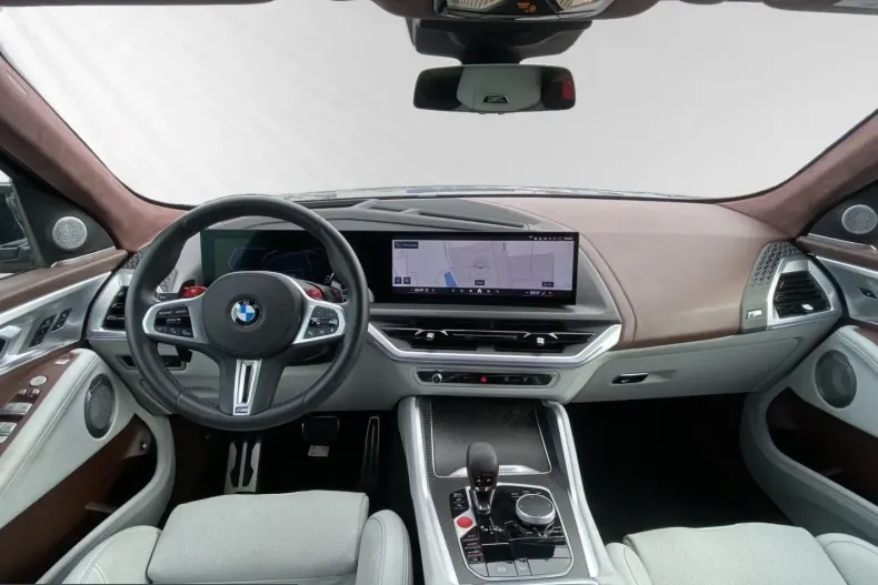 BMW XM (Seria X) din 2024 cu 3.463 km - oferta BMW226504 - foto 11