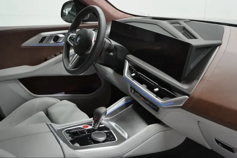 BMW XM (Seria X) din 2025 cu 7.100 km - oferta BMW226509 - foto 9