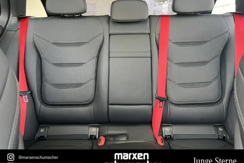 Mercedes-Benz C 43 AMG (Clasa C) din 2024 cu 13.220 km - oferta MER226513 - foto 24