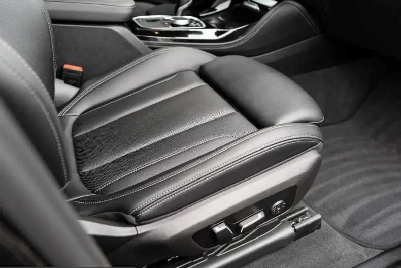 BMW X4 (Seria X) din 2025 cu 18.890 km - oferta BMW226516 - foto 15