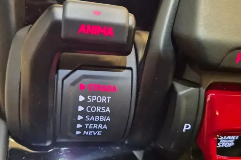 Lamborghini Urus din 2025 cu 16.300 km - oferta LAM226520 - foto 12