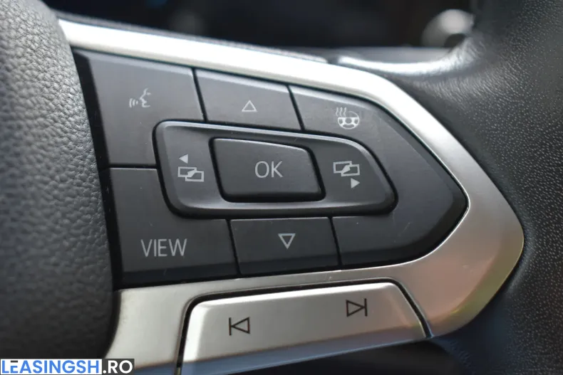 Volkswagen Golf din 2021 cu 42.095 km - oferta VOL226547 - foto 13
