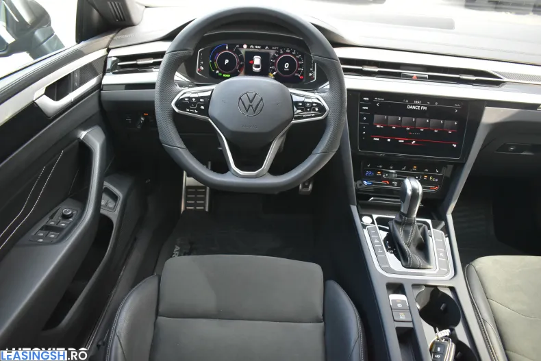 Volkswagen Arteon din 2022 cu 102.727 km - oferta VOL226558 - foto 17