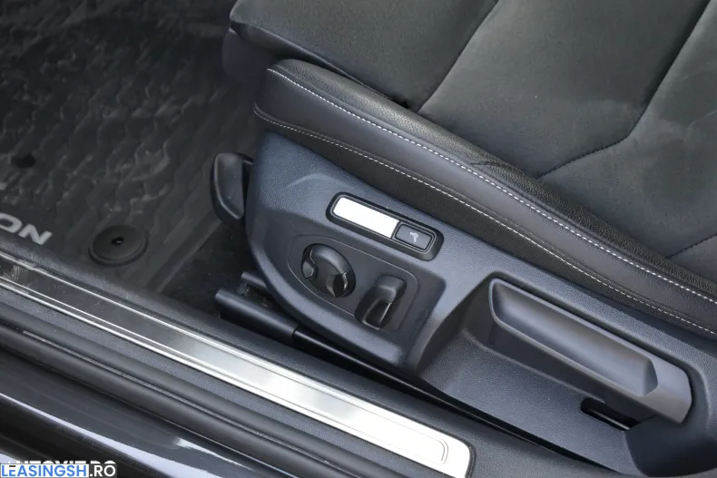 Volkswagen Arteon din 2022 cu 102.727 km - oferta VOL226558 - foto 19