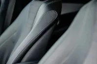 Mercedes-Benz E (Clasa E) din 2020 cu 123.990 km - oferta MER226563 - foto 15
