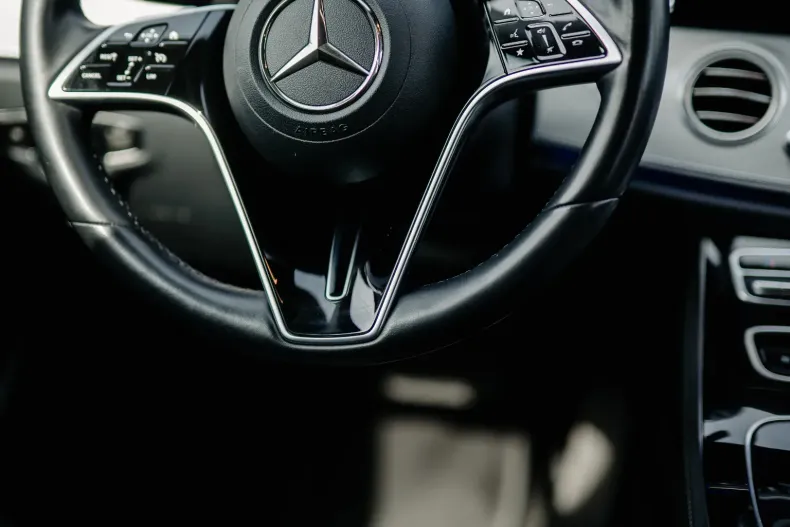 Mercedes-Benz E (Clasa E) din 2020 cu 123.990 km - oferta MER226563 - foto 18