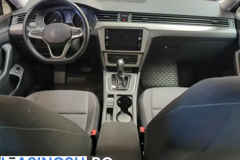 Volkswagen Passat din 2021 cu 69.561 km - oferta VOL226566 - foto 3