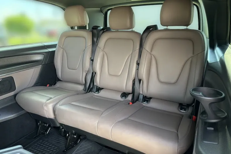 Mercedes-Benz V (Clasa V) din 2023 cu 27.000 km - oferta MER226574 - foto 17