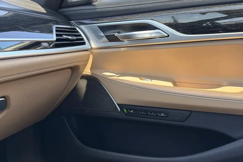 BMW 740Li (Seria 7) din 2020 cu 103.000 km - oferta BMW226582 - foto 21