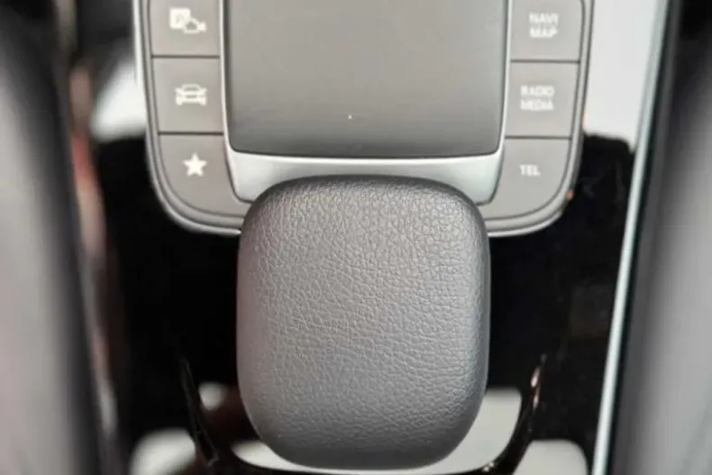 Mercedes-Benz CLA 200 (Clasa CLA) din 2021 cu 70.000 km - oferta MER226588 - foto 26