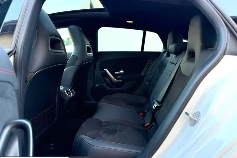Mercedes-Benz CLA 180 (Clasa CLA) din 2022 cu 64.000 km - oferta MER226594 - foto 17
