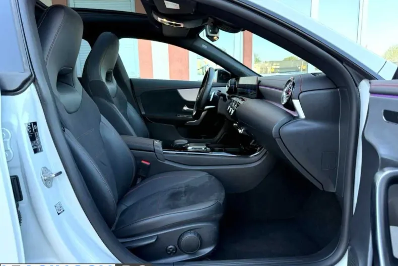 Mercedes-Benz CLA 180 (Clasa CLA) din 2022 cu 64.000 km - oferta MER226594 - foto 19