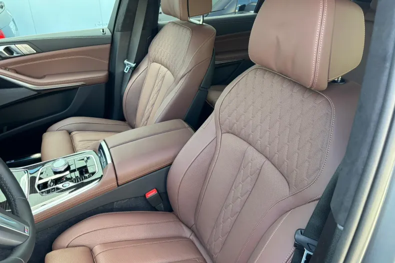 BMW X7 (Seria X) din 2025 cu 12.000 km - oferta BMW226601 - foto 14