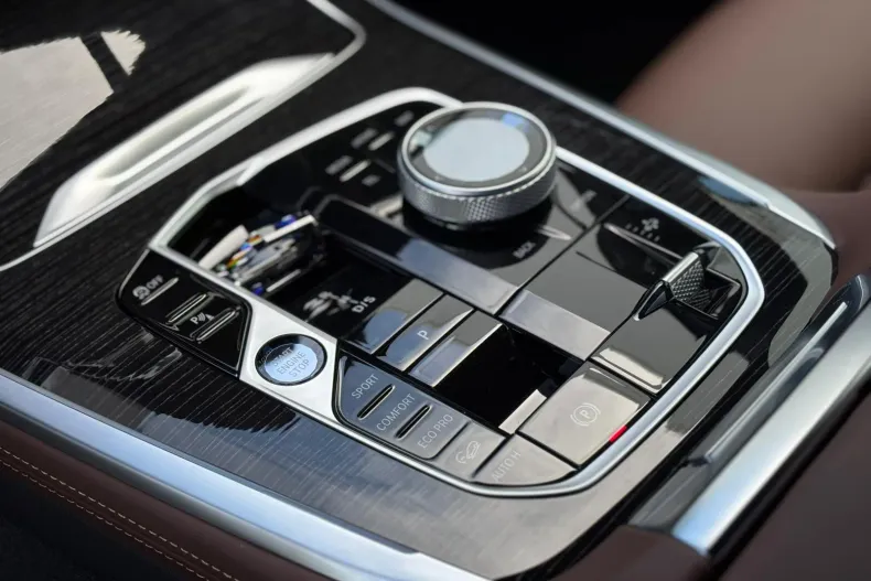 BMW X7 (Seria X) din 2025 cu 12.000 km - oferta BMW226601 - foto 15