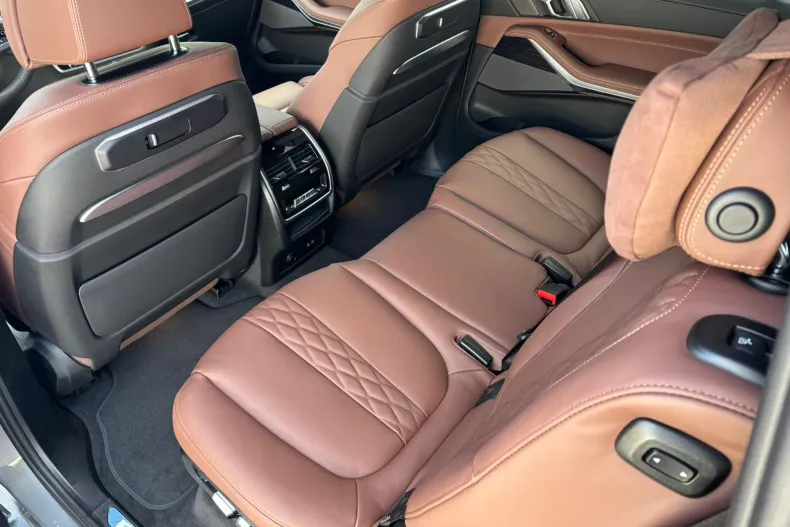 BMW X7 (Seria X) din 2025 cu 12.000 km - oferta BMW226601 - foto 24